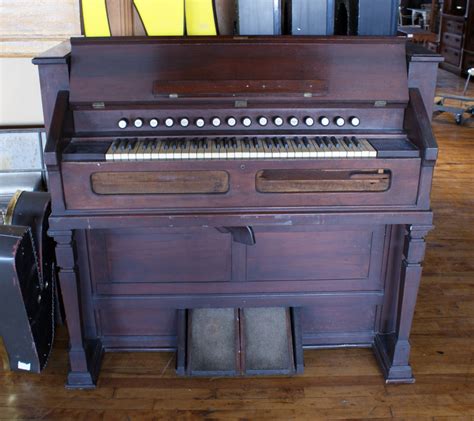 As you will see from my following completed organ desk projects, I do my best to retain as many of the original organ parts as possible. . What to do with antique pump organ